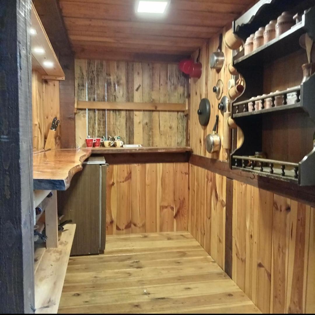 Log Cabin Belgrado Exterior foto